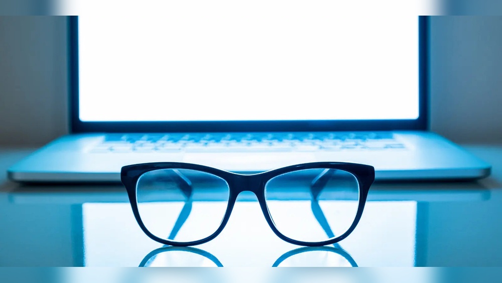 How to Reduce Eye Strain from Laptop Without Glasses